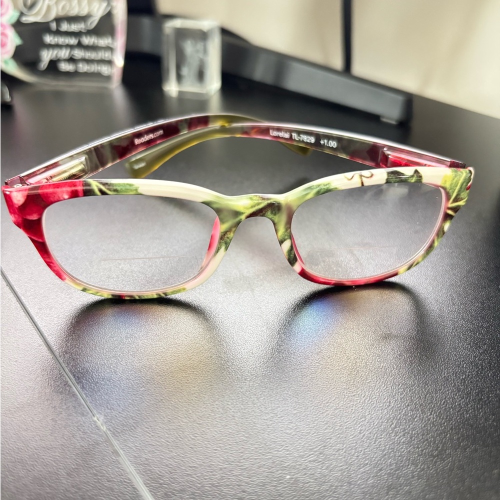 EUC- Chic Pink and Brown Rectangular Glasses. 1.00